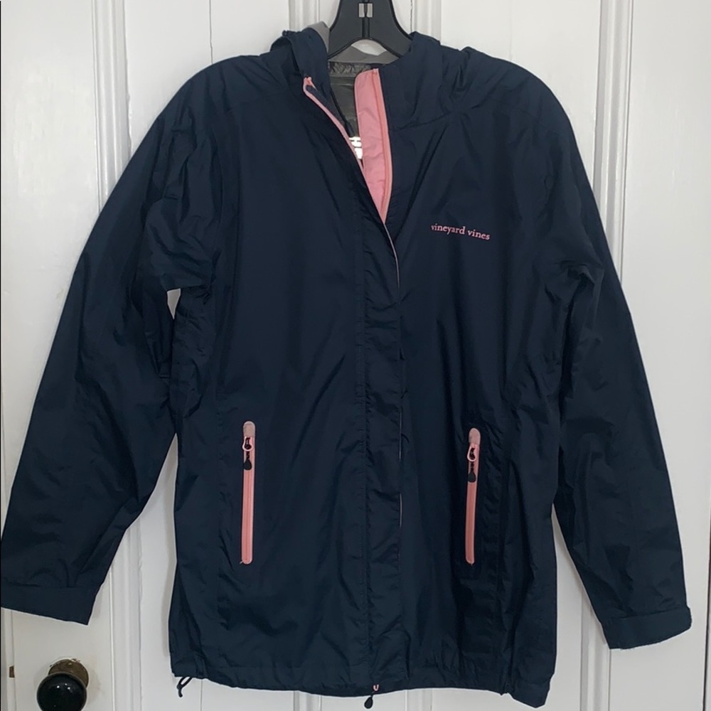 Vineyard vines rain jacket
